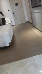 骚妻与单男洗澡后做爱了